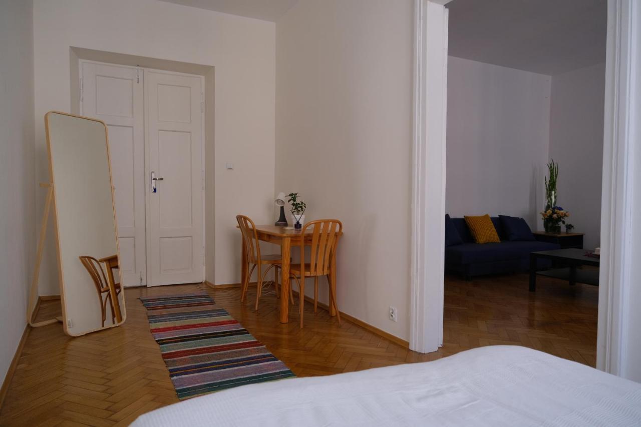 Apartamenty Nic كراكوفيا المظهر الخارجي الصورة